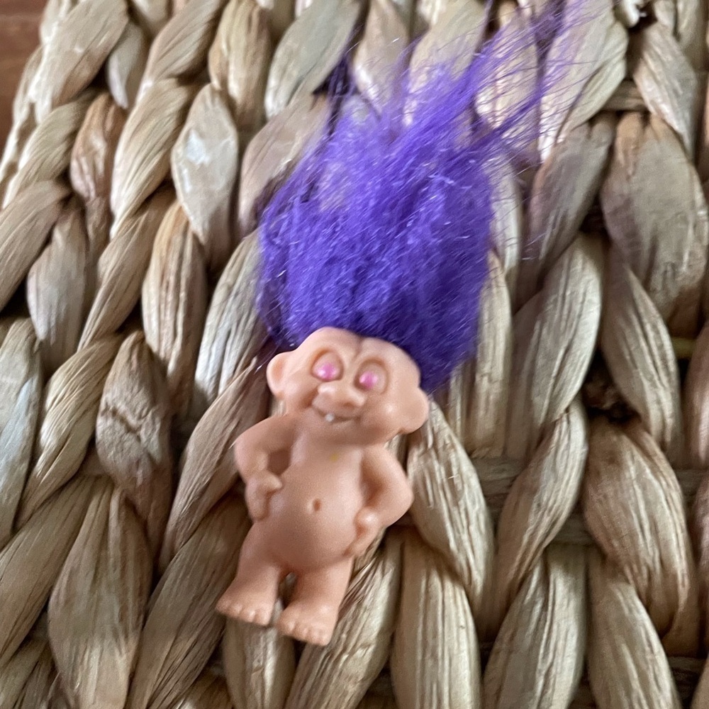 Vintage Treasure Trolls purple Hair kid